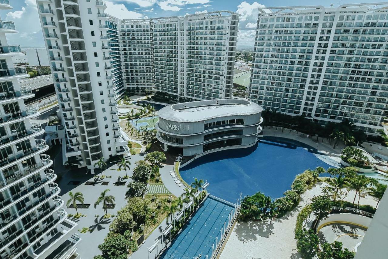 Azure Urban Residences - The Paris Hilton Club